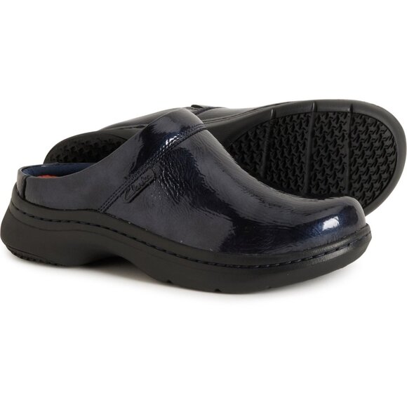 NEW Clarks Pro Clogs - Leather, Wide Width For Women in navy 253 - Picture 2 of 5